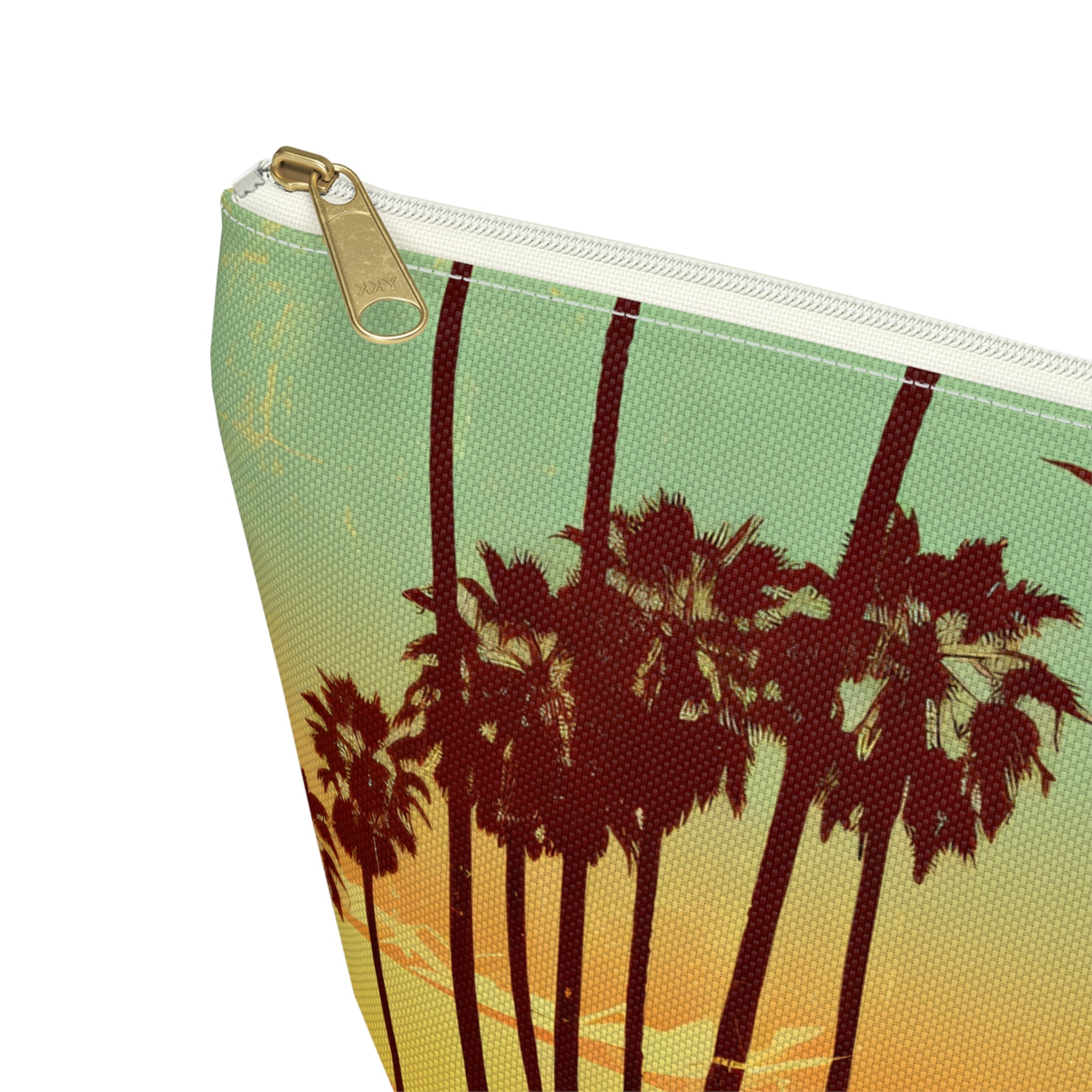 " The Californian" Accessory Pouch w T-bottom - Black and White