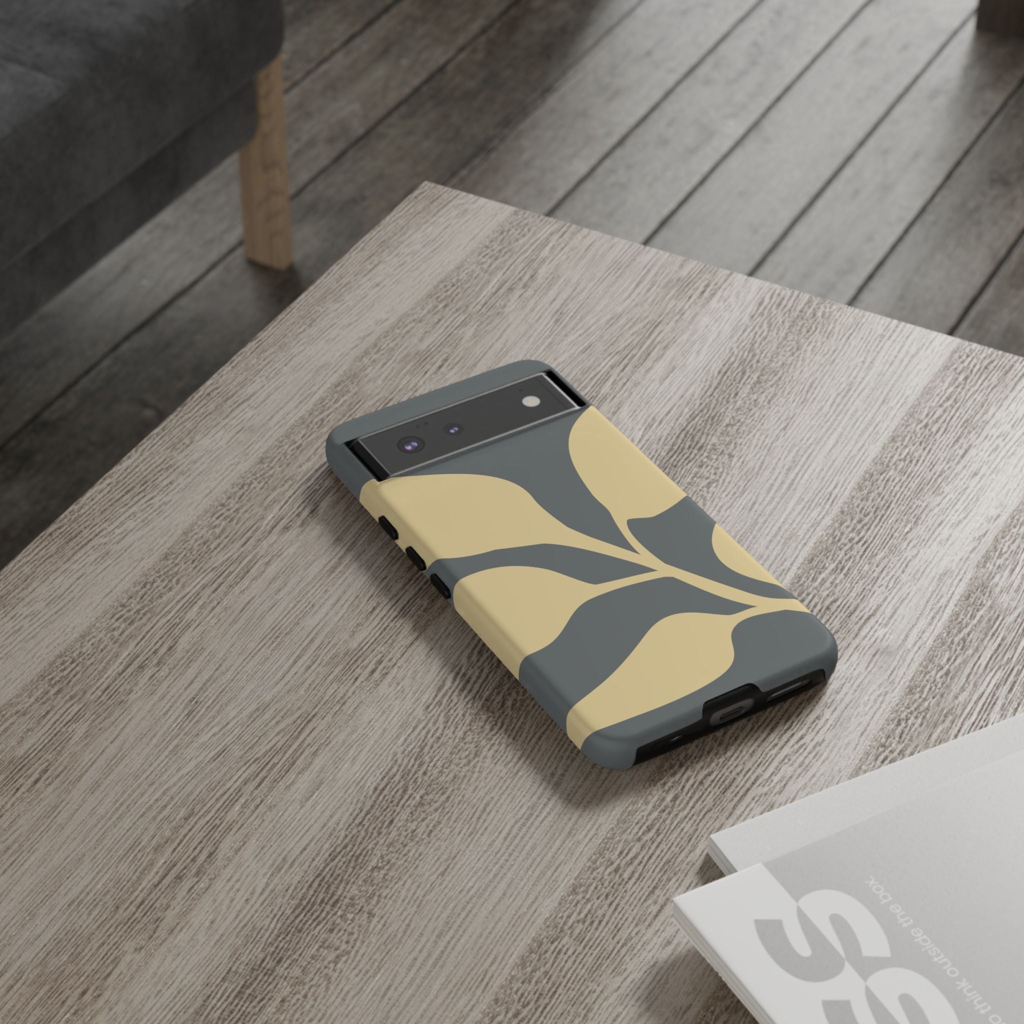 "lau" Phone Case