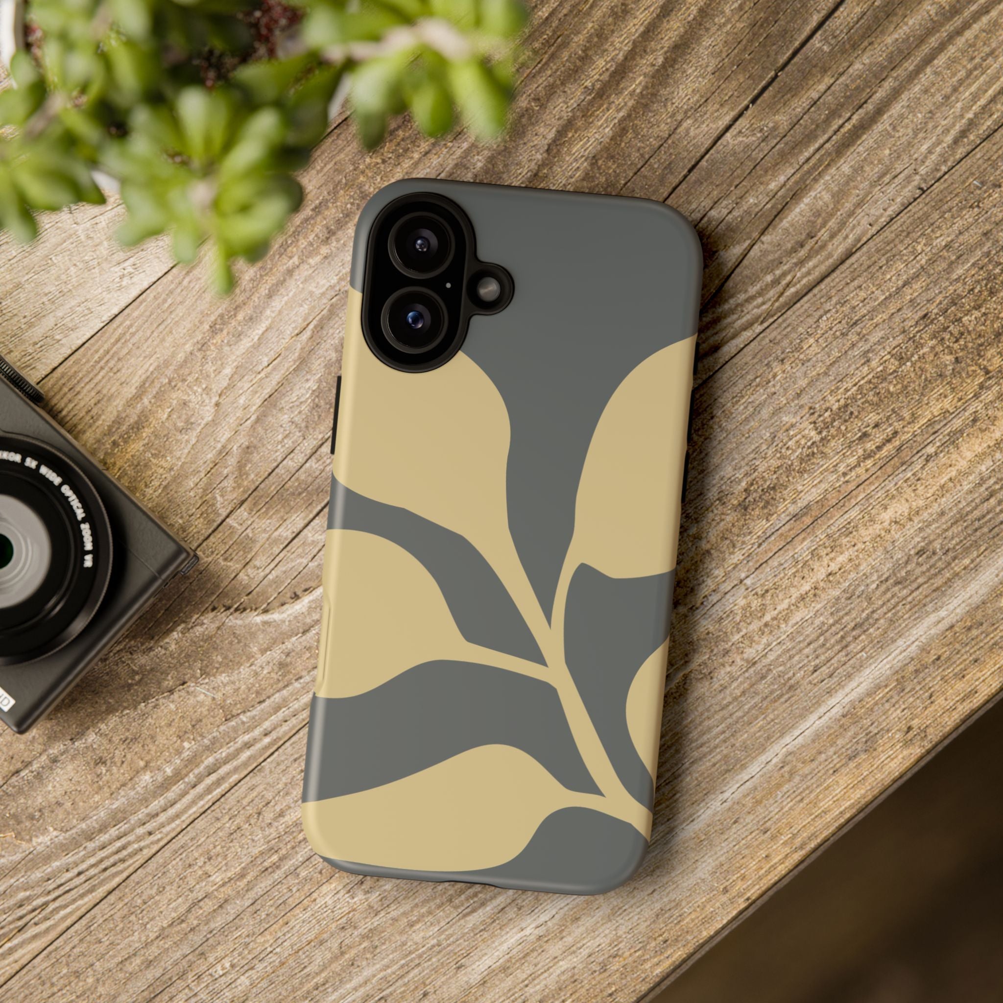 "lau" Phone Case